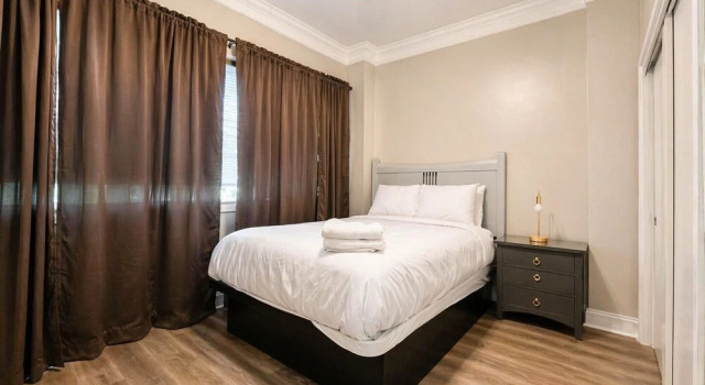 Standard Apartment House at Phipps
