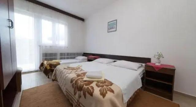 Apartment Miklic B, Забронировать Апартаменты/квартира Отели Приморско-Горанской жупания с парковкой, Парковка