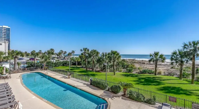 Апартаменты South Wind 204 (1 Bedroom, Sleeps 6)