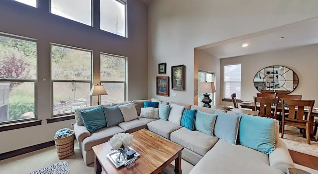 999wabig 4 Bedroom Home, Varaa Lomakoti  