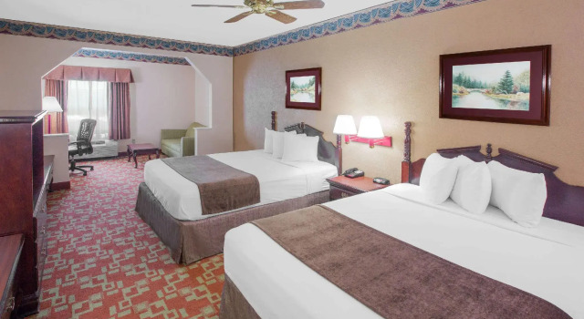 Двухместный люкс Days Inn by Wyndham Denham Springs-Baton Rouge East