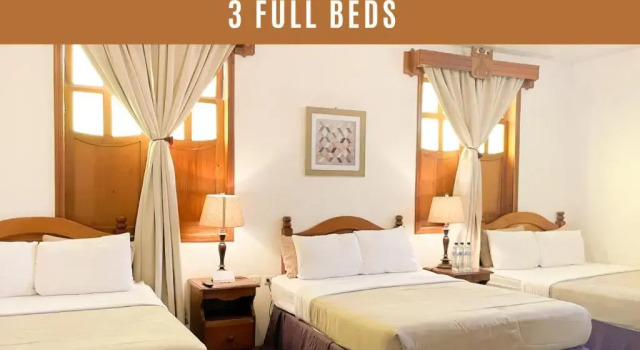 Номер Deluxe El Carmen Suites