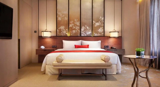 Двухместный номер Premium HUALUXE Shanghai Twelve At Hengshan by IHG