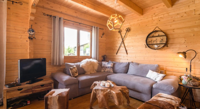 Cosy Holiday Home in Finkenstein near Lake, Rezerwuj Hotel Hotele w Karyntia z parkingiem, Parking
