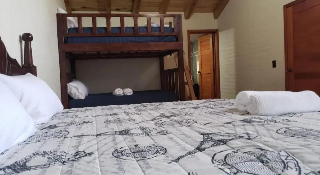 Gran chalet de 3 dormitorios, Book Chalet Sommerhuse i Mazamitla, Hytte