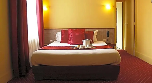 Номер Comfort Hôtel Cathédrale, Lisieux