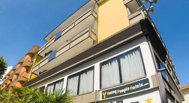Hotel Elba, Забронировать Отель Риваззурра Римини