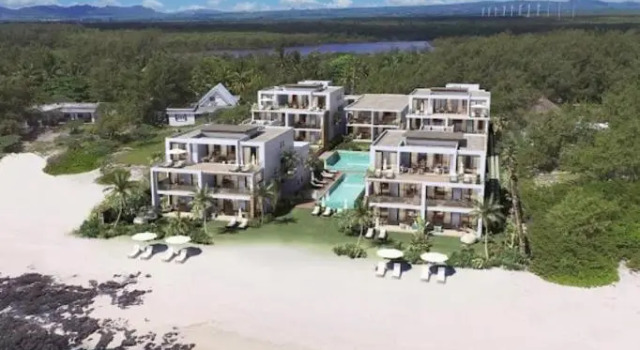 Апартаменты Eastern Blue Beachfront Luxury Apartment