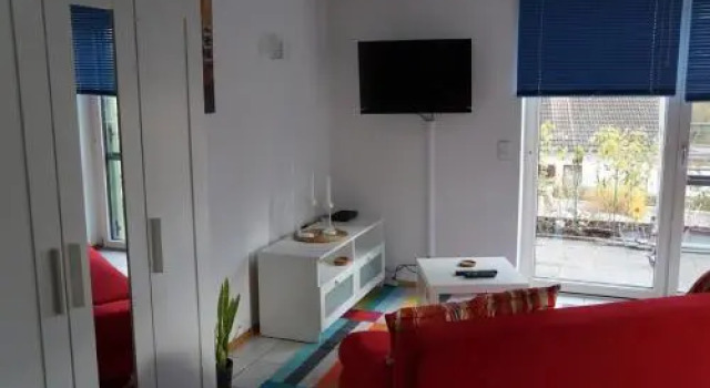 Ferienwohnung Henneberg, Rezerwuj Hotel Hotele w Bawaria z parkingiem, Parking