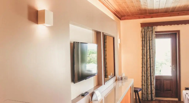 Люкс KERCULLA Resort