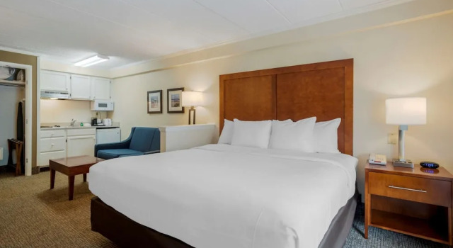 Двухместный номер Standard с балконом Comfort Inn Ocean City Boardwalk