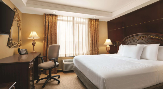Radisson Hotel Toronto Airport West