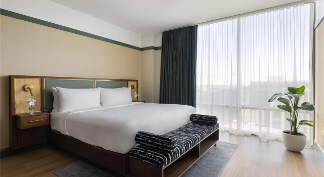Двухместный люкс The Printing House Hotel, Tapestry Collection By Hilton