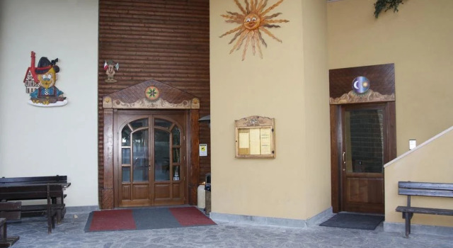 La Baita DOro Ristorante Residence, Buchen Sie Hotel Castelnovo ne' Monti 