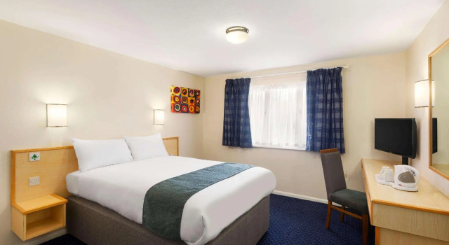 Двухместный номер Standard Days Inn by Wyndham Sutton Scotney South