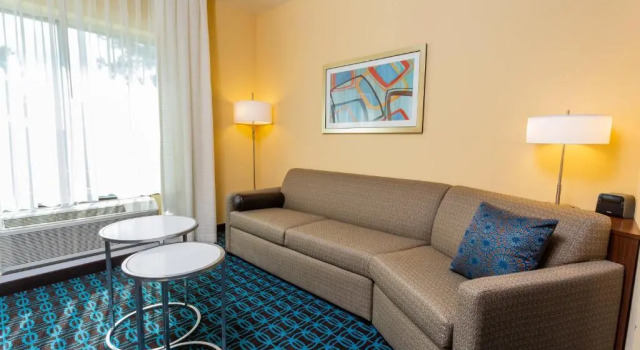 Люкс Fairfield Inn & Suites by Marriott Bay City, Texas