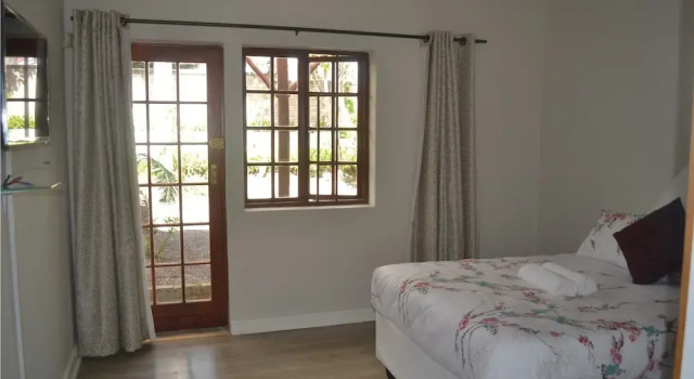 Cycad Lodge