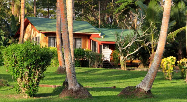 Бунгало с балконом Maravu Taveuni Lodge