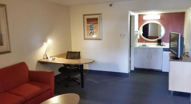 Четырёхместный люкс Days Inn by Wyndham Buena Park Anaheim