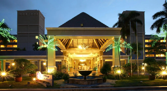 Полулюкс Corus Paradise Beach Home