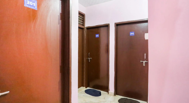 Star Residency by OYO Rooms
