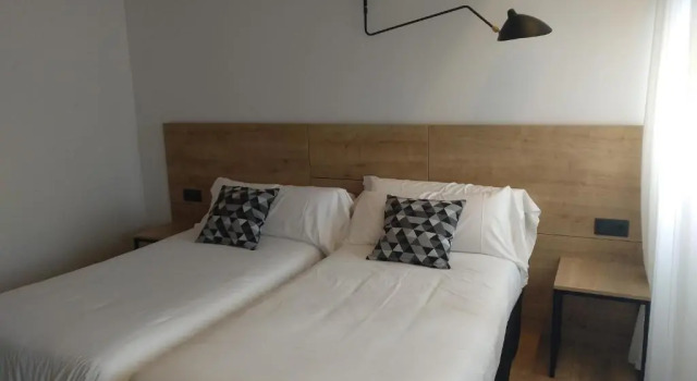 Двухместный номер Standard Hotel Entrerailes