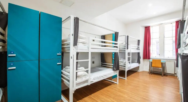 Кровать в общем номере a&o Edinburgh City