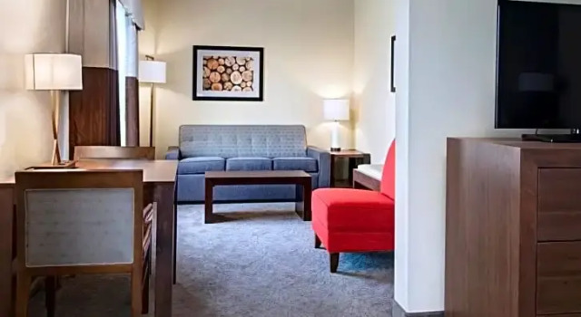 Люкс с красивым видом из окна Holiday Inn Express & Suites Austin NW - Four Points by IHG
