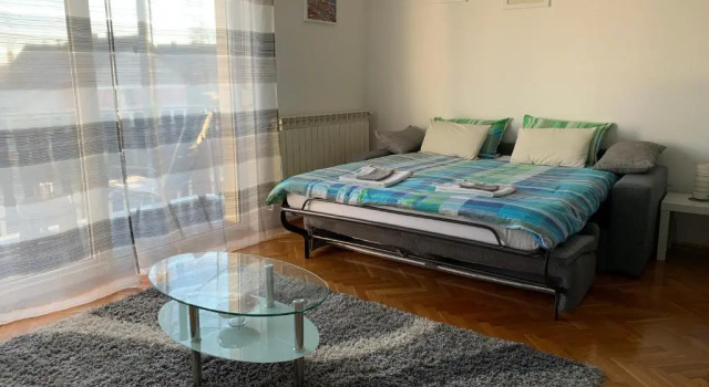 Апартаменты Apartman MADAPE
