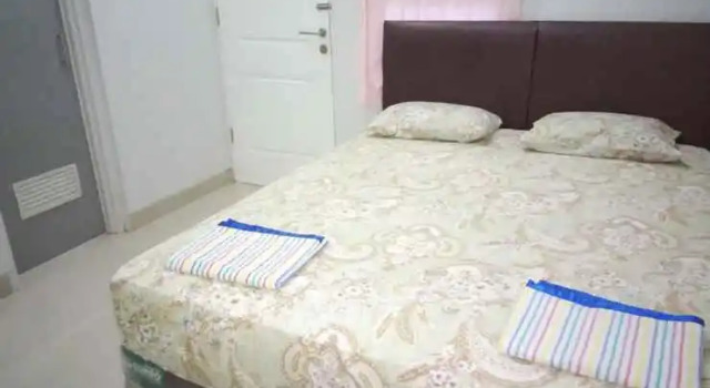 Puri Phunix Guest House Babarsari, Book Guesthouse Depok 