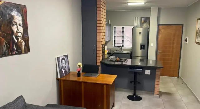 Eazy Apartment by Mall of Africa