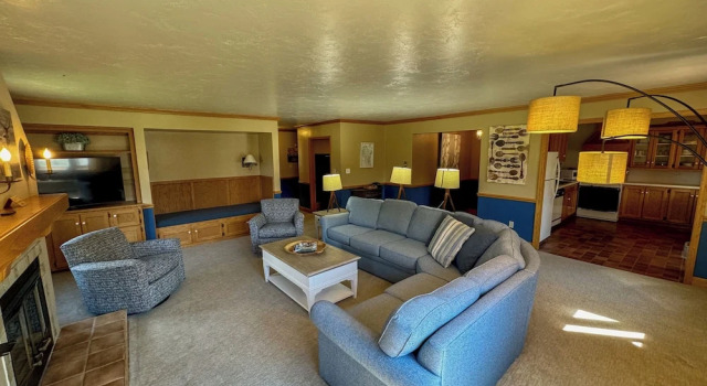 Люкс с 3 комнатами Settlement Inn & Lavender Spa