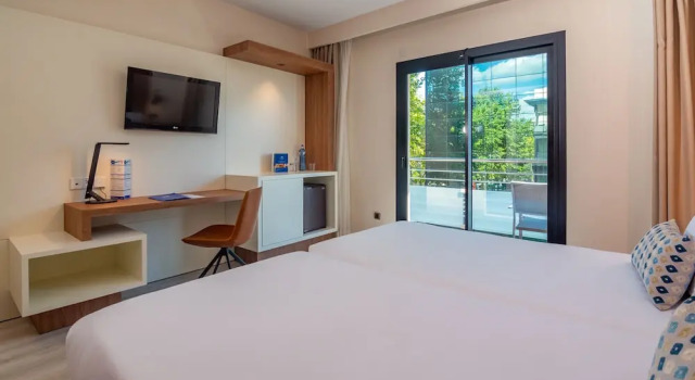 Premium Double room with balcony Isla Mallorca & Spa