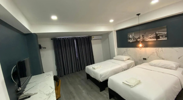Prinn hotel, Забронировать Отель Отели Районг с парковкой, Парковка
