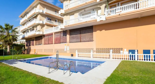 El Morche - Apartment In El Morche. Free Wifi, Prenota Appartamento Hotel a Axarquía con parcheggio, Parcheggio