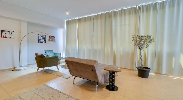 ACM Acropolis Apartments, Забронировать Апартаменты/квартира Отели Афины с парковкой, рядом с Театр Каролос Коун "Театрон технис", Парковка