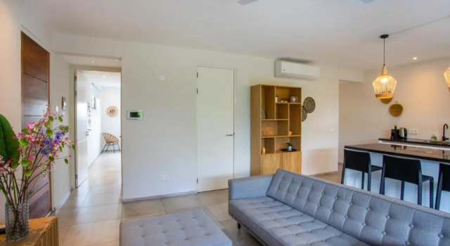 Jan Sofat LUX A9