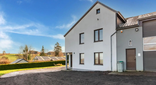 Holiday Home in Leglise With Garden