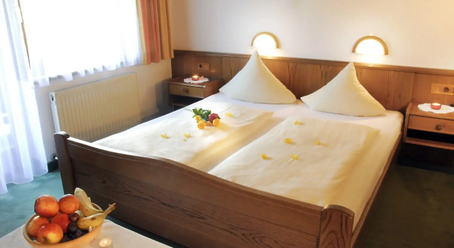 Hotel Eckartauerhof, Забронировать Отель Отели Майрхофен с питанием, Пансион