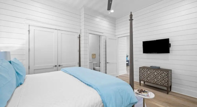 Watercolor Luxury On 30a! 63 Western Lake, Park District, Pool, 7 Bdrms, Slps 16+ 7 Bedroom Home by RedAwning, Забронировать Дом для отпуска Виллы Санта-Роза-Бич, Вилла