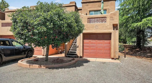 Bell Rock Casita Retreat for 2, Забронировать Отель Отели Вилладж оф Оук Крика 3 звезды, рядом с Sedona Dream Theater, 3*