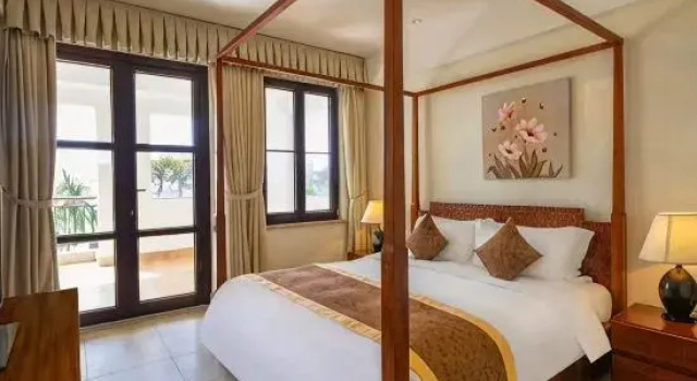 Люкс с 2 комнатами с видом на море Aegean Suites  Sanya Yalong Bay  Resort