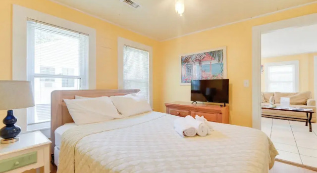 Family Beach house, Забронировать Отель Отели Норт-Миртл-Бич 3 звезды, рядом с Possum Trot Golf Club, 3*