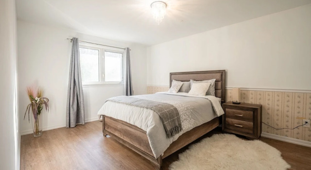 GLOBALSTAY Cozy 4 Bedroom House, Varaa Hotelli Aurora Ontario