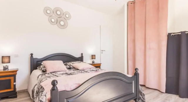 Maison moderne à 100m de la mer avec jardin clos, garage, WiFi, proche camping avec commerces, animaux OK - FR-1-306-1205, Забронировать Отель Ассерак Loire-Atlantique