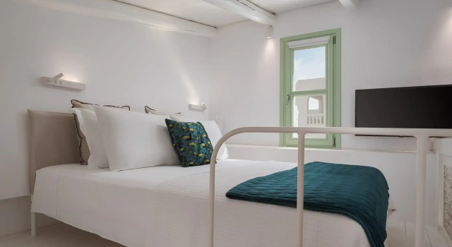 Porto Sereno Andros Suites