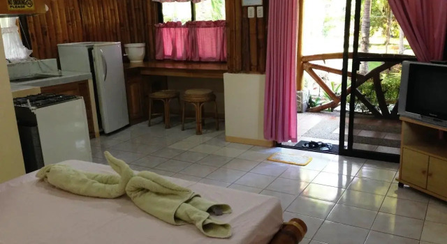 Dumaguete Springs Beach Resort, Rezervasyon Tatil Köyü Dumaguete Negros Oriental