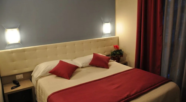Hotel Saint Pierre, Забронировать Отель Отели Сен-Пьер с парковкой, Парковка