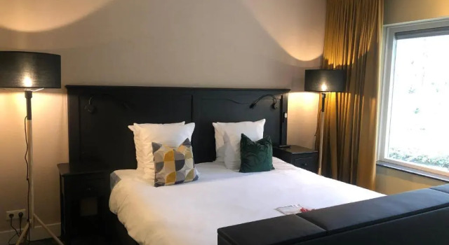 Люкс Restaurant & Hotel Hoog Holten