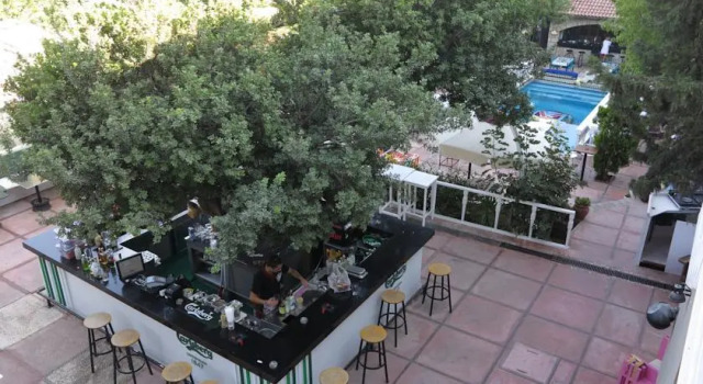 Curcuna Hotel